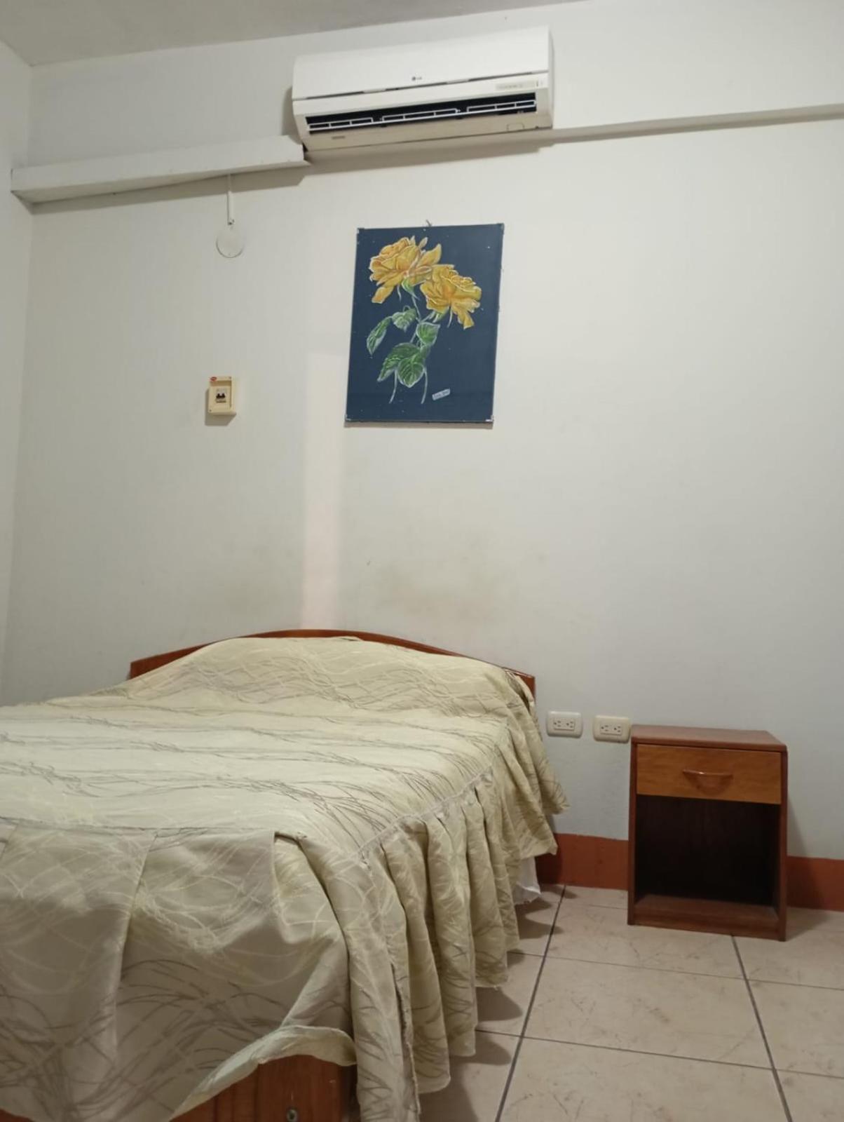 Hostal El Puerto Yurimaguas المظهر الخارجي الصورة