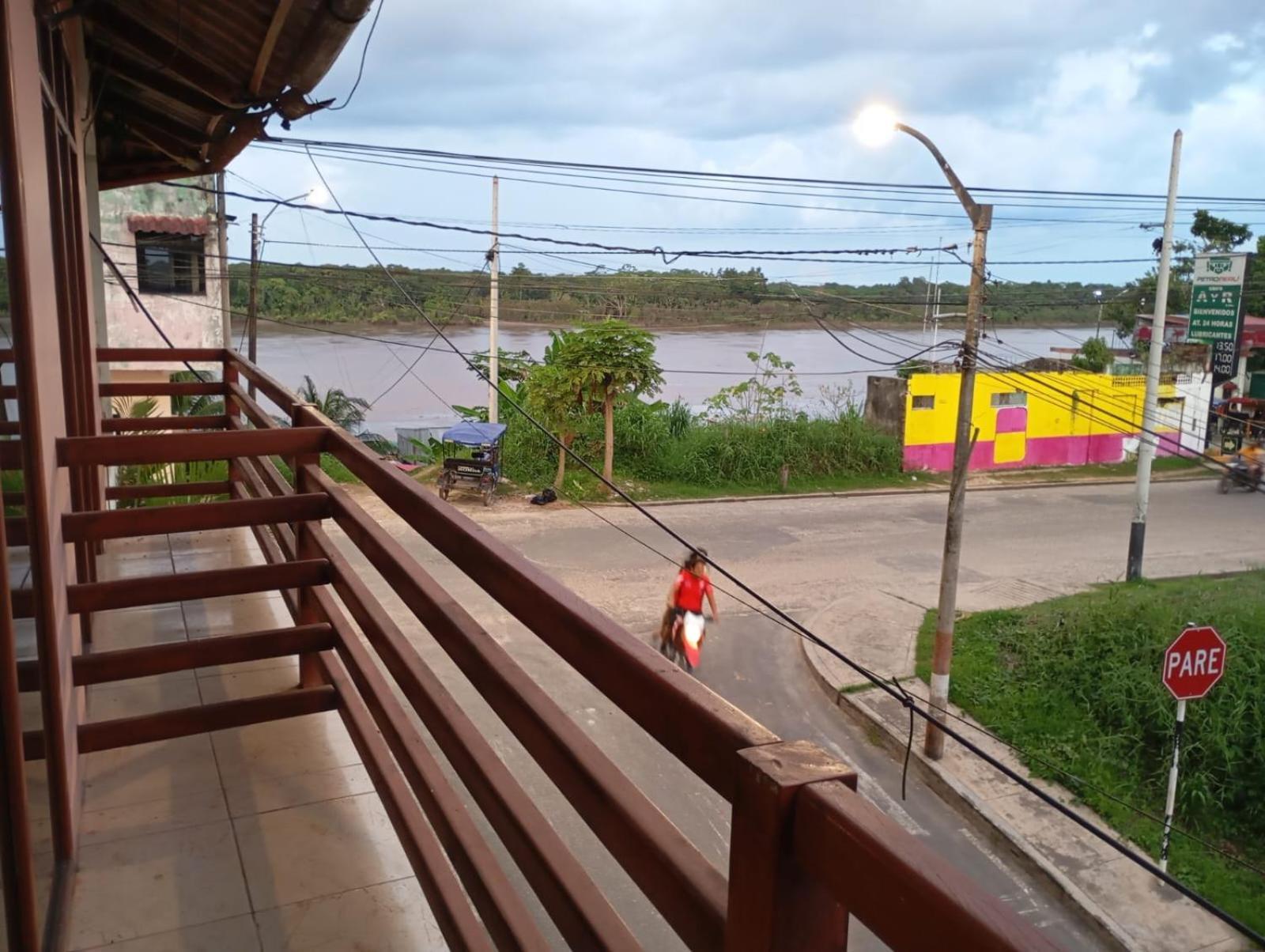 Hostal El Puerto Yurimaguas المظهر الخارجي الصورة